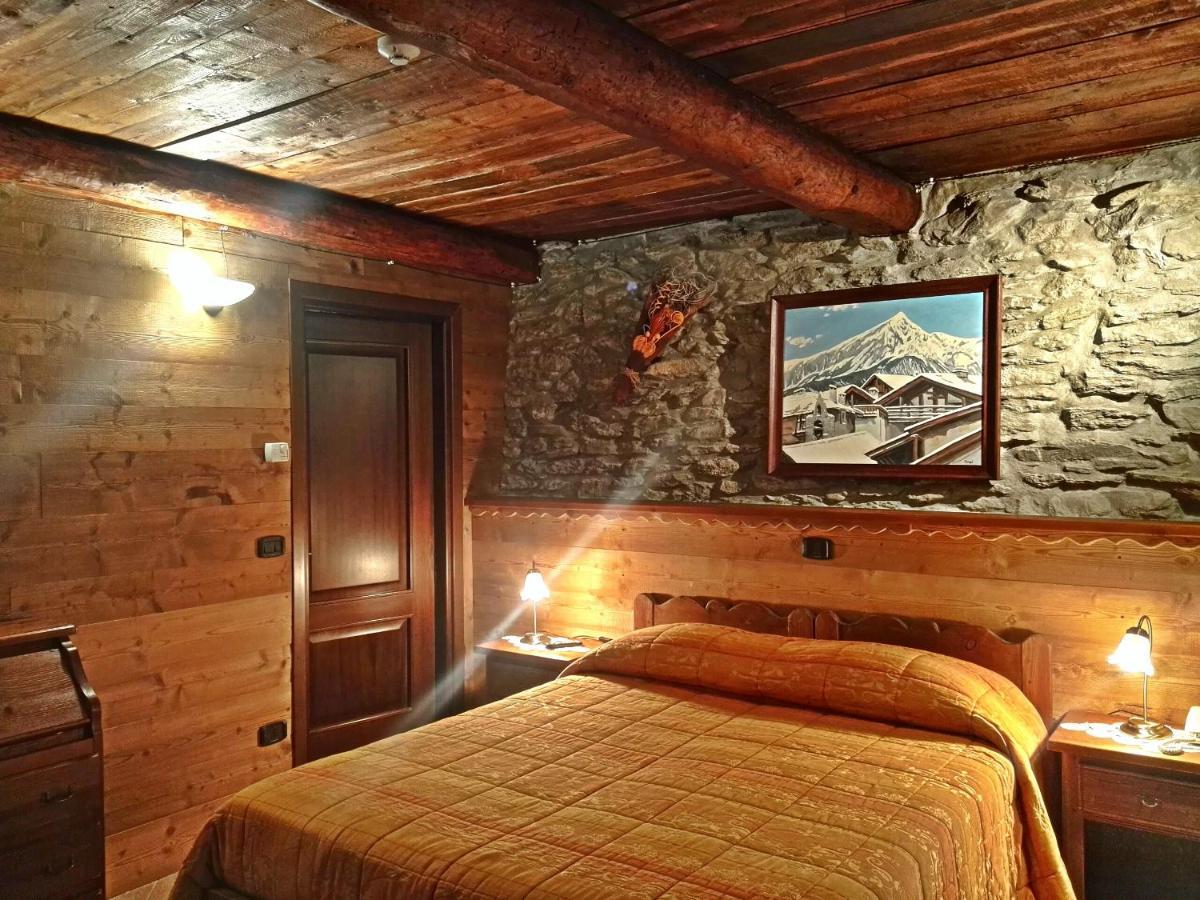 Etoile Des Neiges Ξενοδοχείο Oulx Εξωτερικό φωτογραφία